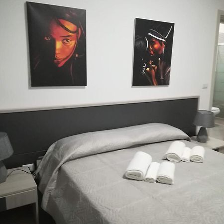 Bed and Breakfast Dimora Dell'Artista 2 Лечче Экстерьер фото